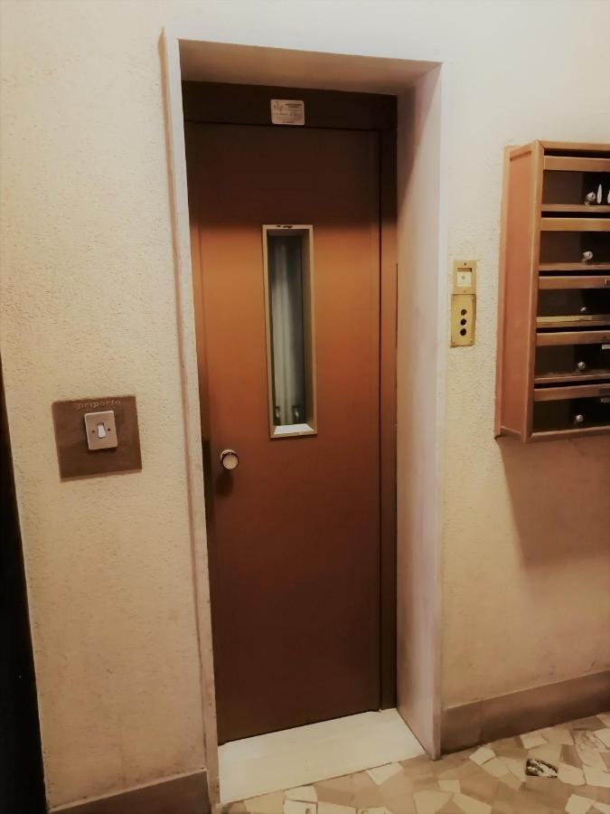 Trastevere & Gianicolo Sweet Rest Рим Экстерьер фото